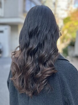 ラウレア(LAULEA) コテ巻き風パーマ/デジタルパーマ/韓国風パーマ/小顔カット/韓国