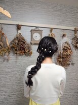 マナミメイク(manami make)&nbsp;サイド編みおろしヘア