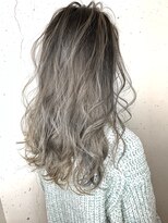 オーロ 西大寺店(ORO)&nbsp;バックシルエット【ホワイトグレージュ】