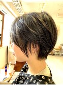 tahie...#ショートレイヤー#アッシュブラウン#オフィスヘア