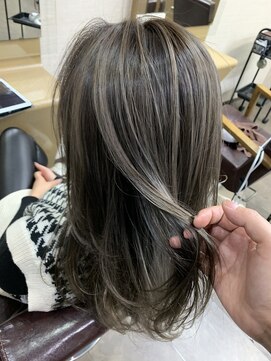 シェリー(cherie) カラーハイライト【cherie池袋】