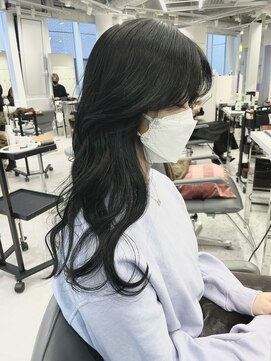 ユーフォリア 渋谷グランデ(Euphoria SHIBUYA GRANDE) ゆるふわ流れる顔周り