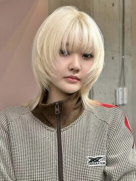 ソル ジングウマエ(SOL JINGUMAE) ホワイトベージュカラーインナーカラーグレージュカラーブリーチ