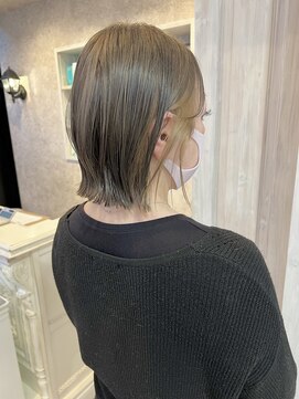 キャアリー(Caary) 福山Caary春デザインカラーインナーカラーベージュ10代20代30代