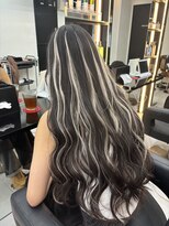 ラピス 大宮(Lapis)&nbsp;スーパーロング×ホワイトハイライトエクステ♪