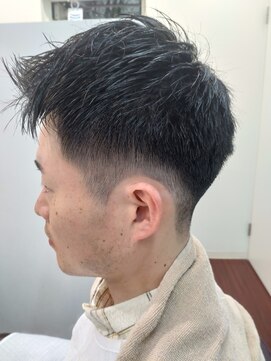 ユウスミ 刈り上げショートスタイル