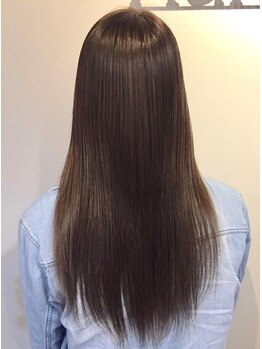 アウリーズ(AURIYS hair vacation)の写真/ダメージレスな縮毛矯正が人気☆ワンランク上の仕上がりに感動！指通りなめらかなナチュラルストレートに。