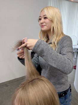 年齢などによる髪質の変化の悩み、ご自宅でのケア方法などお客様一人一人に合わせてご提案します☆