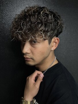 ライズトーキョー 土浦店(RISE TOKYO) スペインカールショートマッシュ波巻きスパイラルパーマ