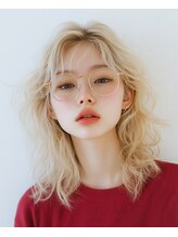 流行デザインカラー×極上トリートメントで唯一無二の美髪へ