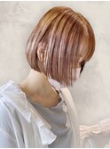 20代30代透明感暗髪アッシュブルーグレージュ丸みボブ