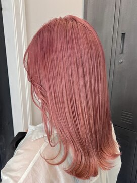 カムジーヘッドカミノウラ(COMEGHEAD KAMINOURA) 上乃裏ダブルカラーくびれボブイルミナカラー顔周りレイヤーボブ