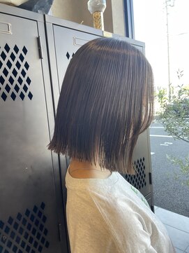 アチーブリス(achieve Liss) 切りっぱなしボブ