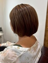 リッチ 横須賀中央店(Rich)&nbsp;丸みショート ボブ 白髪ぼかしハイライトカラー 艶髪 30代 40代