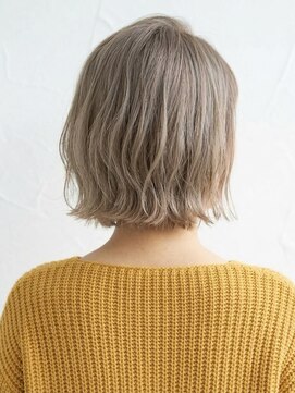 と和 巣鴨 透明感アッシュ×無造作外ハネこなれボブ