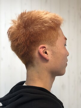 ヘアテラスベル(HAIR TERRACE BELL) 【おすすめメンズ】短髪オレンジ