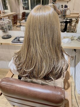 ヘアスペース リズム グリーン(Hair space Rizm green) ストレートワンカール