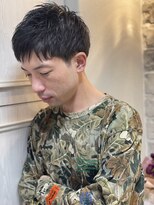 ミリオンバックス 上野(Million Bucks)&nbsp;ショートレイヤー<理容室>[メンズ/シェービング/床屋/上野]