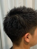クローバー(CLOVER)&nbsp;心斎橋　小林広明　ショート　ベリーショート