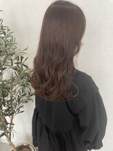 酸熱トリートメントは取り扱っておりません。パーマ、デジタルパーマは2回目以降をオススメしております