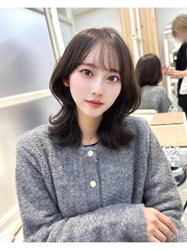 アフロートリノ(AFLOAT Leino) 大人可愛い　レイヤーカット　くびれミディアム　顔まわりカット