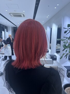 ステア ケース(stair case) 透け感外ハネボブ