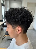 フゥ 宇都宮(FeU)&nbsp;波巻きパーマメンズパーマメンズヘアツーブロックツイストパーマ