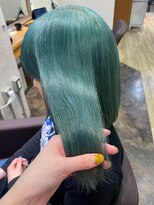 ロア 福岡天神本店(LORE)&nbsp;ダブルカラーミルクティーベージュカラーショートボブブリーチ