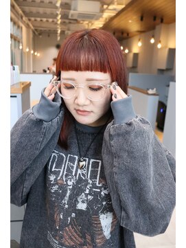 エマピボット 中川本店(EMA PIVOT) パッツンワイドバング