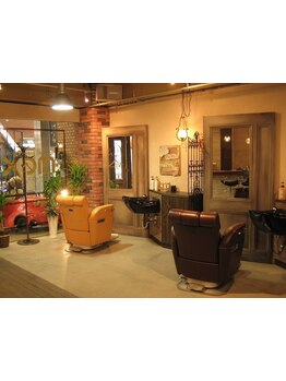 【堺東/銀座商店街】仕事帰りのひと時に最適！リラックス空間で心安らぐ時間をお楽しみください☆