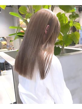 リムレスバイサンク 万代 新潟駅(LIMLESS by cinq) ミルクティーベージュダブルカラーケアブリーチインナーカラー