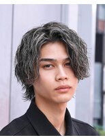 フィフスパーク(fifth PARK)&nbsp;渋谷メンズパーマセンターパートウルフカットミディアムパーマ