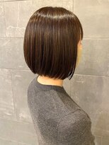 美々百花 ザスパ(美々百花 theSPA)&nbsp;ツヤ髪 髪質改善トリートメント ストレート ブラウンカラー 20代