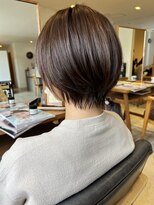 アミ(Ami) ボブショート 襟足軽め