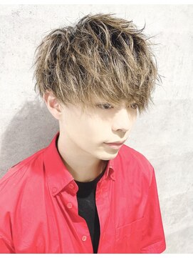 アミ(Ammi) ◆メンズヘア/マッシュ/センターパート/ウルフ/ツーブロック