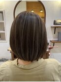 グレージュ系×ナチュラルハイライト