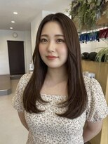 チオ(Chio)&nbsp;【富山】大人上品に魅せるセンターパートのセミロング