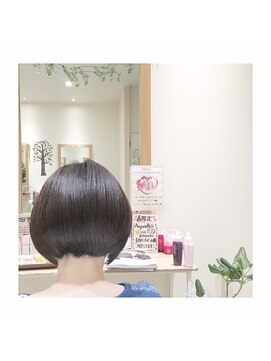 ナノハナ 鹿沼で唯一本格ヘッドスパが出来る美容室　シンプルボブ