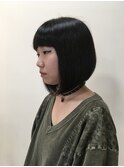 個性が光る2WAY前下がりボブ