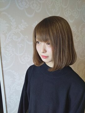 ヴァンカウンシル 伊那(VAN COUNCIL) 簡単スタイリング☆ワンレンボブ