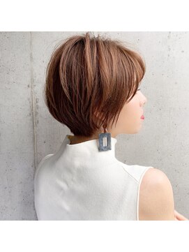 マルツ 銀座(maltu) くびれショート大人かわいい耳かけスリークボブ前下がり小顔