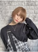 ミルクティーベージュジェンダーレスショートウルフ