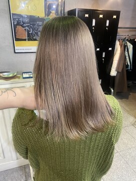 ハイク(HYKE) 【HYKE】鈴木 ハイトーンミルクティーグレージュ♪