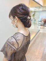 ディア(.eer)&nbsp;大人かわいい // アンニュイ × おだんごシニヨン