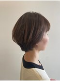 女性らしいフェミニンなショートスタイル