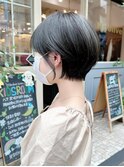 大人ガーリーチョコレートカラーハンサムショートボブ横浜