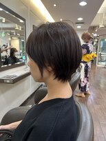 ヘアーアンドメイク ビス(HAIR&MAKE bis) 艶丸みショートボブ