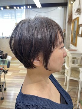 カシュカシュ(cache cache) 大人ショートスタイルリンゴ幹細胞