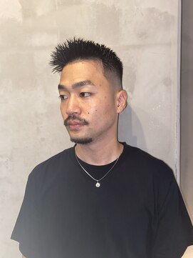 フランクスバーバーザスタンド(Frank’s barber the stand) フェードアップバングE