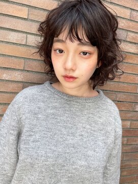 ヴァージ(Verge) レイヤーカット/ウェーブパーマ/前髪/こなれミディ[代官山駅]